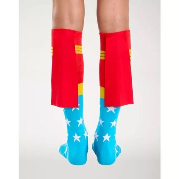 Caped Wonder Woman Socks - DC Comics - Picture 3 of 8